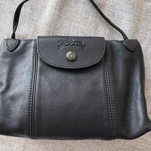 Longchamp Le Pliage Cuir Leather Crossbody Black Pre-loved